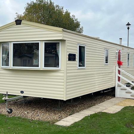 275 - Butlins Skegness, Pet Friendly And Wifi - Meadow Lakes Caravan & Lodge Hire อินโกลด์เมลส์ ภายนอก รูปภาพ