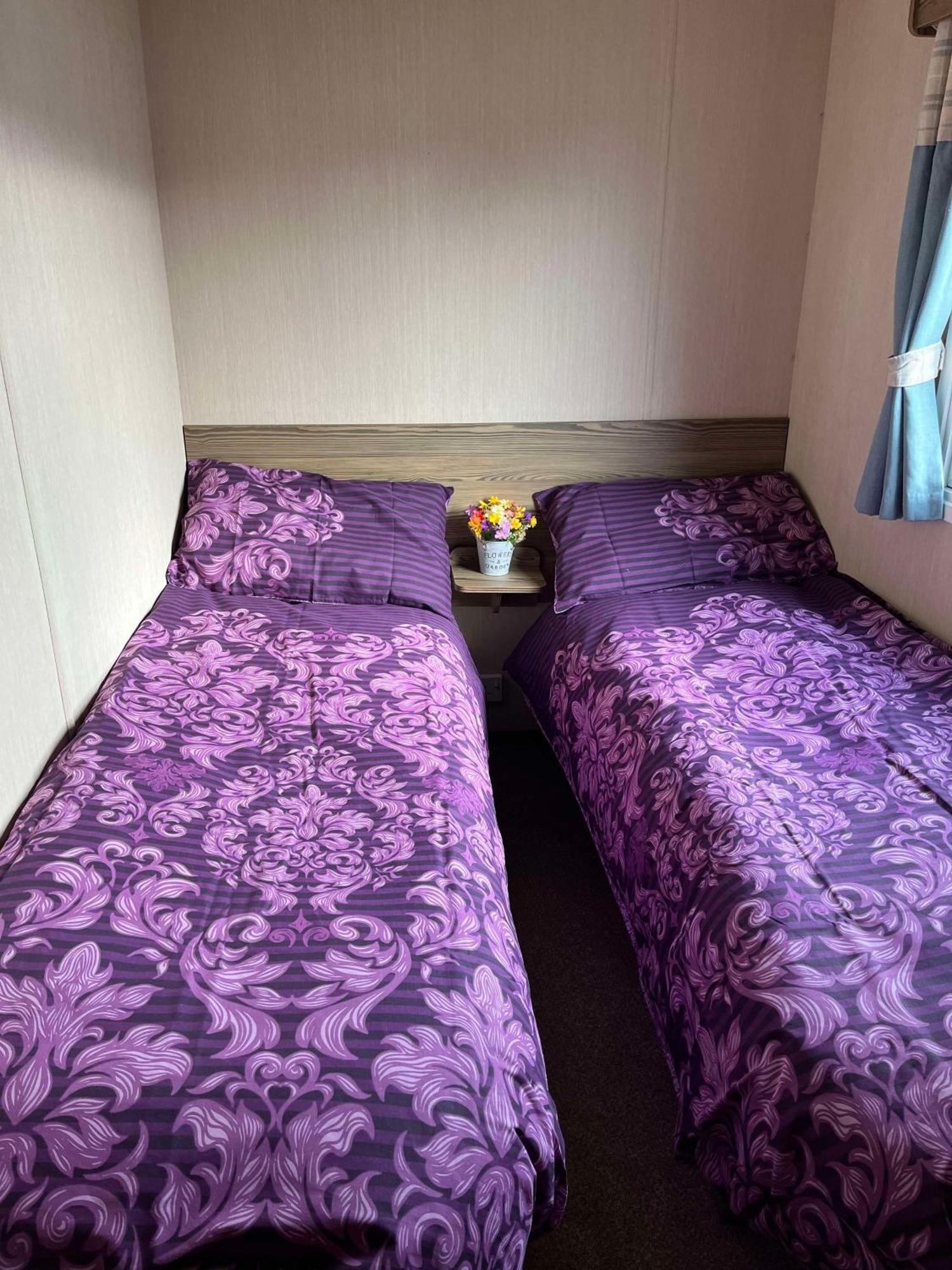 275 - Butlins Skegness, Pet Friendly And Wifi - Meadow Lakes Caravan & Lodge Hire อินโกลด์เมลส์ ภายนอก รูปภาพ